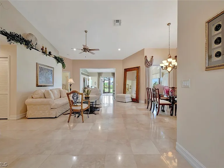 9341 White Hickory Ln — Photo 4