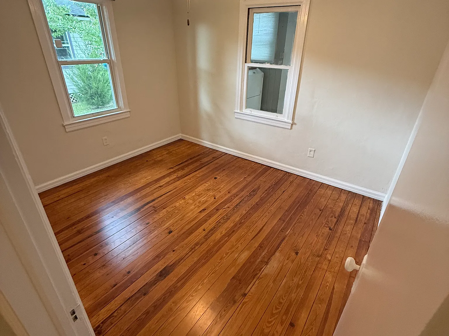 1132 Talbot Ave — Photo 4