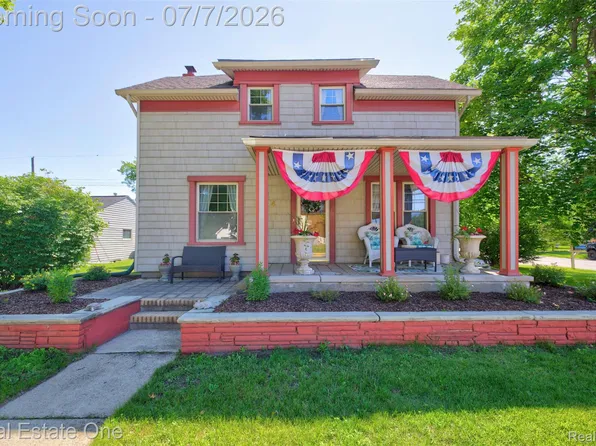 4 N Church St, Ortonville, MI 48462