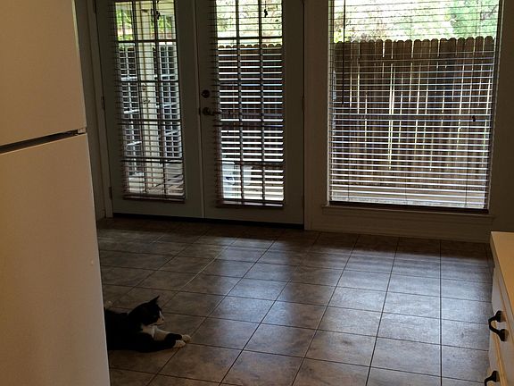 5th image of 2306 Bainbridge Dr