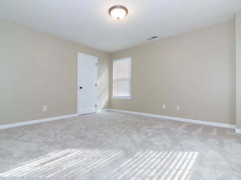 212 Applewood Ln — Photo 25