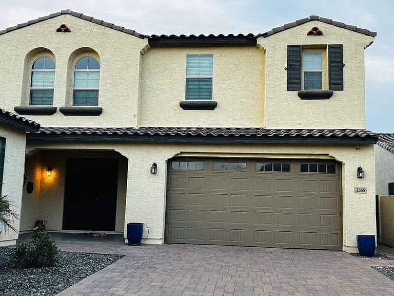2565 E Ebony Dr — Photo 3