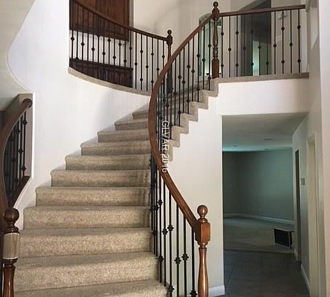 3rd image of 1662 Starlight Canyon Ave