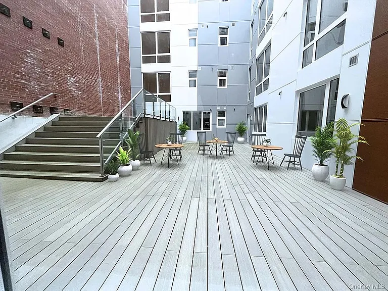 42-23 Parsons Blvd #5C — Photo 8