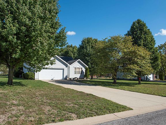2nd image of 768 Helmwood Cir