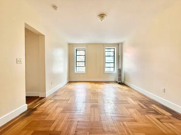 60 Clarkson Avenue image 1 of 10