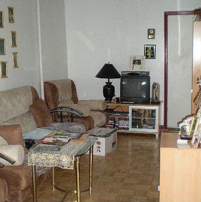 3rd image of 551 Graham Ave