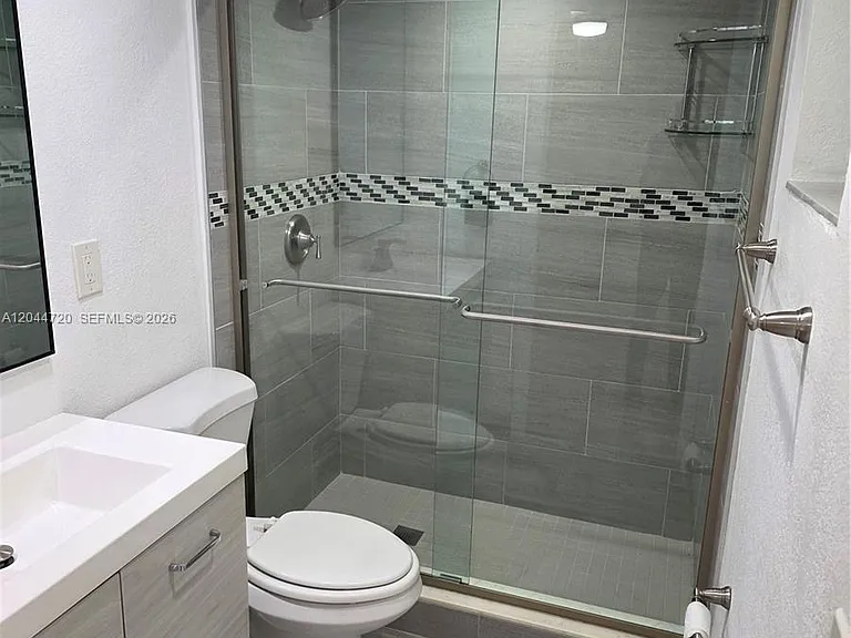 8065 SW 107th Ave #214 — Photo 10