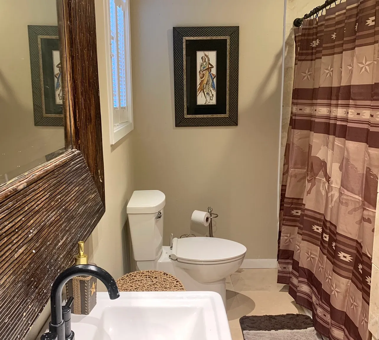 2 bed, 2400 sqft, $750 — Photo 3