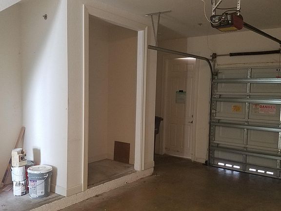 4th image of 750 Millbrae Ct Unit 6