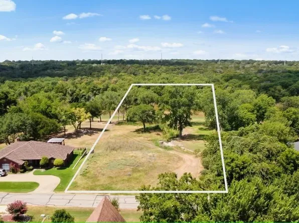 6425 Buena Vista Dr, Granbury, TX 76049
