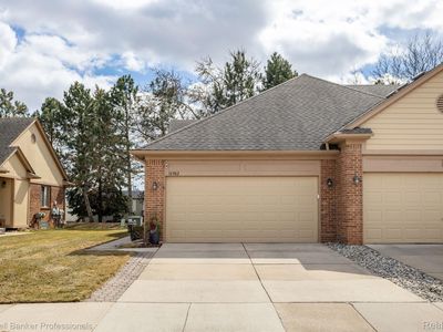 16982 Country Ridge Ln, Macomb, MI, 48044
