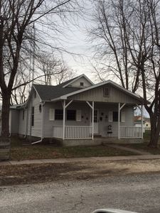 302 Douglas St, White Hall, IL, 62092