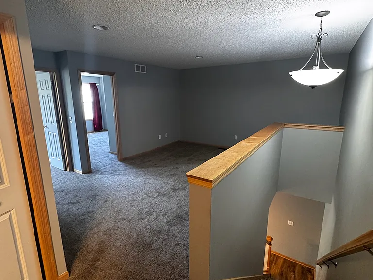 12210 Urbank St NE #B — Photo 14