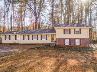 2564 Oak Hill Dr, Marietta, GA 30062