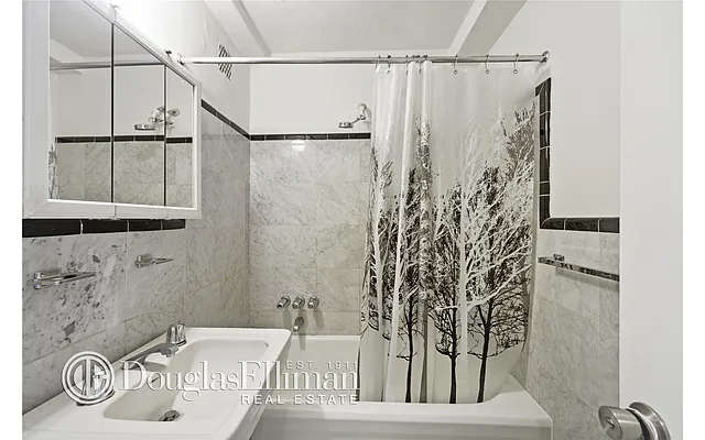 Rented by Douglas Elliman | media 8