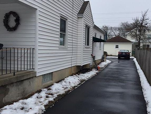 2nd image of 241 Aberdeen Ave