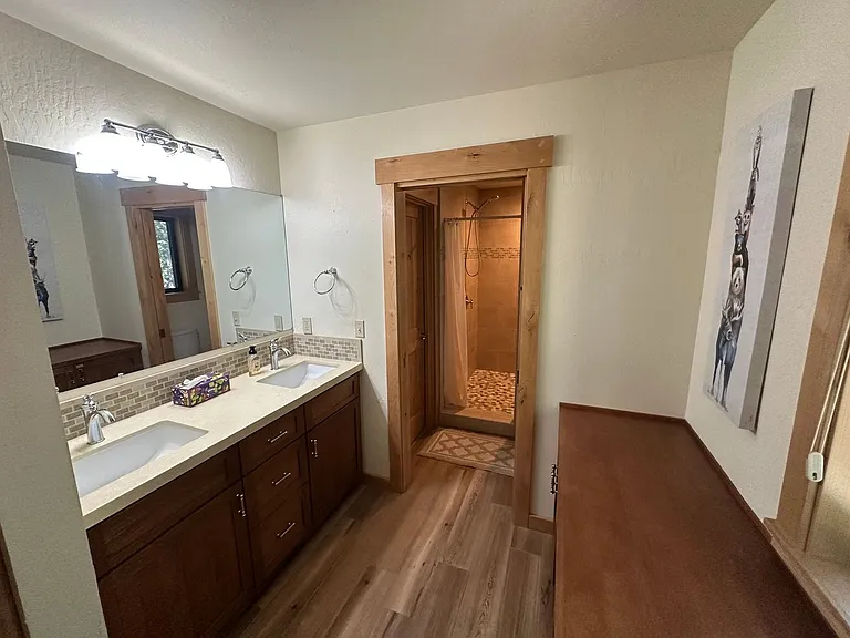 15891 Northwoods Blvd — Photo 16