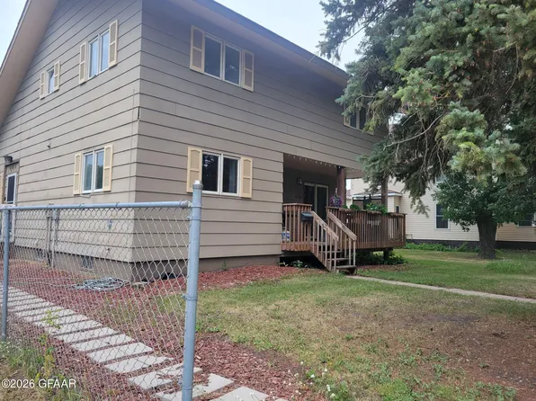 405 Riverside Ave S, Thief River Falls, MN 56701
