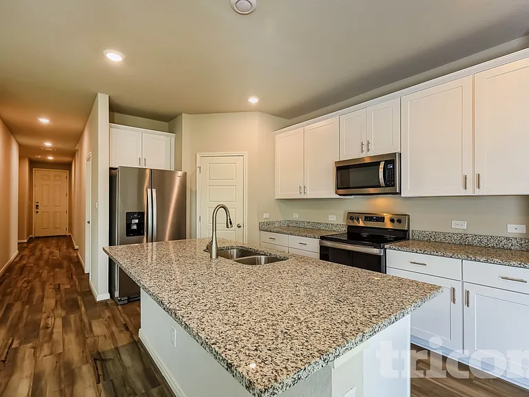 13519 Paxton Blvd — Photo 6