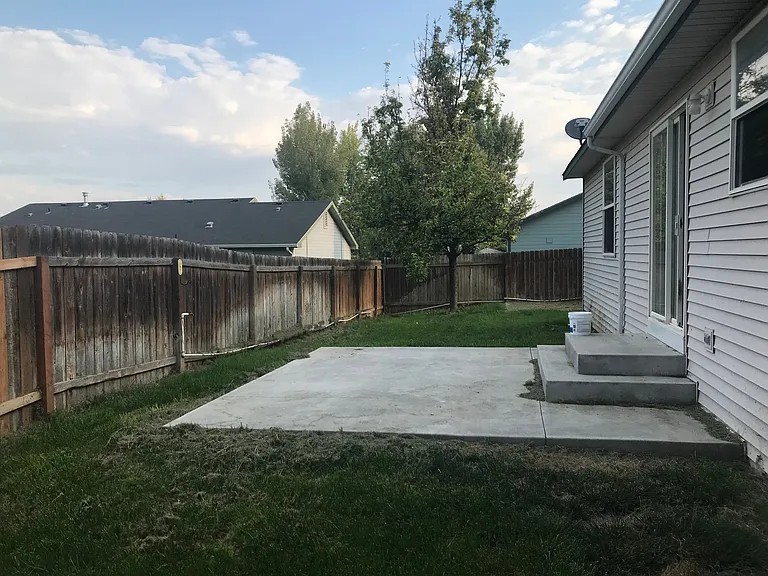 2627 S Canyon St — Photo 14
