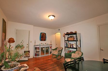 Living room 1