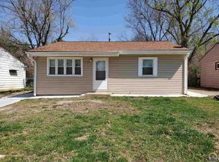 3104 SE Fremont St, Topeka, KS 66605