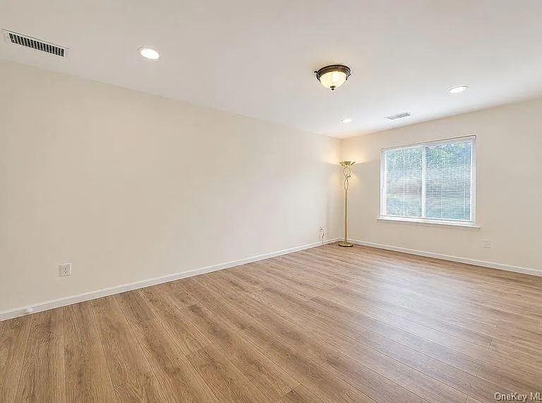 79 Birchwood Rd — Photo 22
