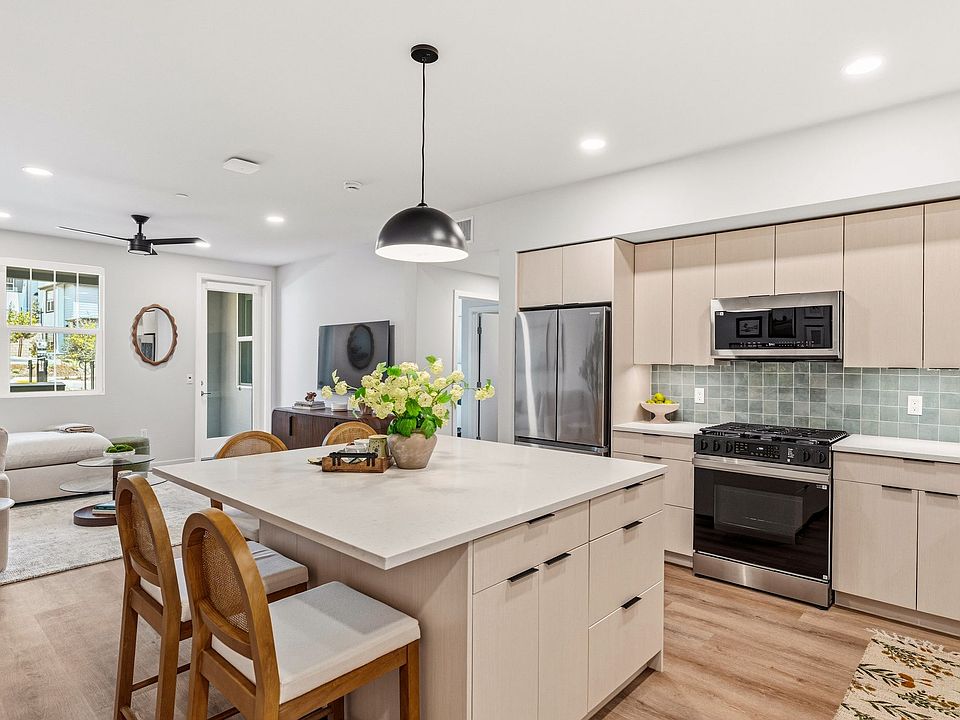 1st image of 701 S Nardo Ave #9-102