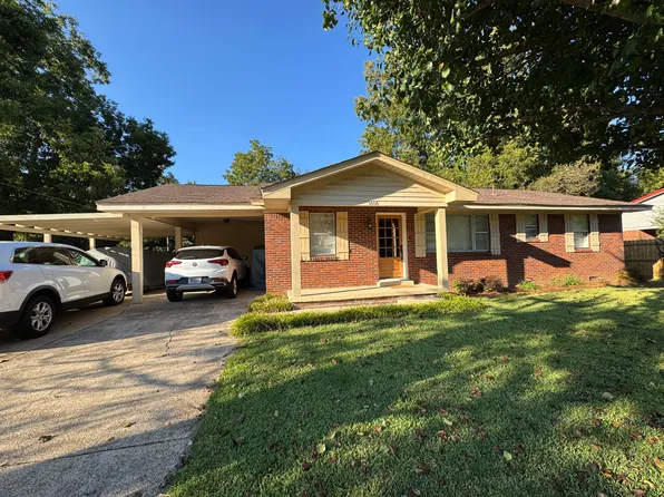 1606 Lambard Dr, Tupelo, MS 38801