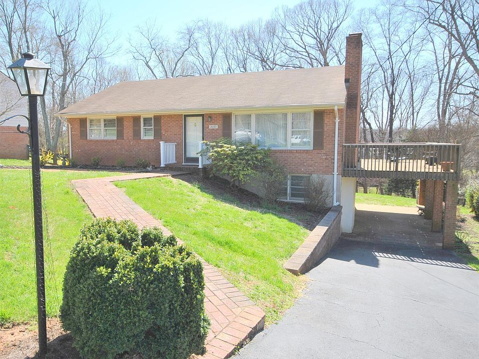 1st image of 2033 Royal Oak Dr