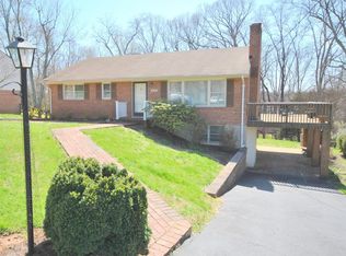 2033 Royal Oak Dr, Lynchburg, VA 24503