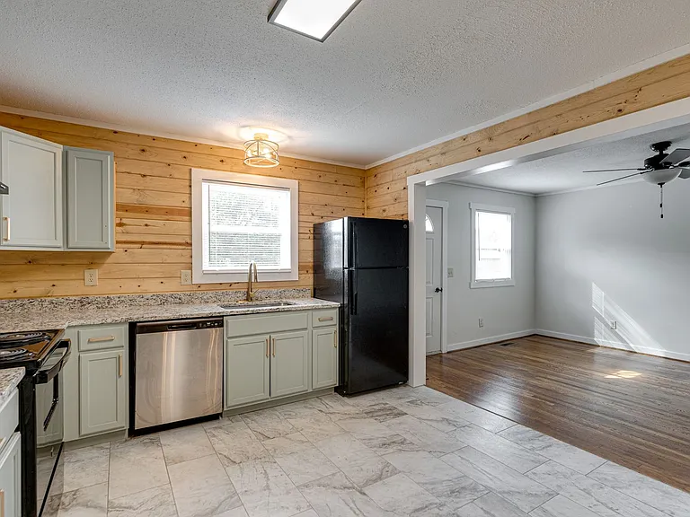 324 Loop Rd — Photo 21