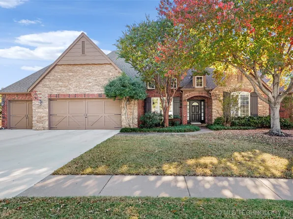 304 S 77th St, Broken Arrow, OK 74014