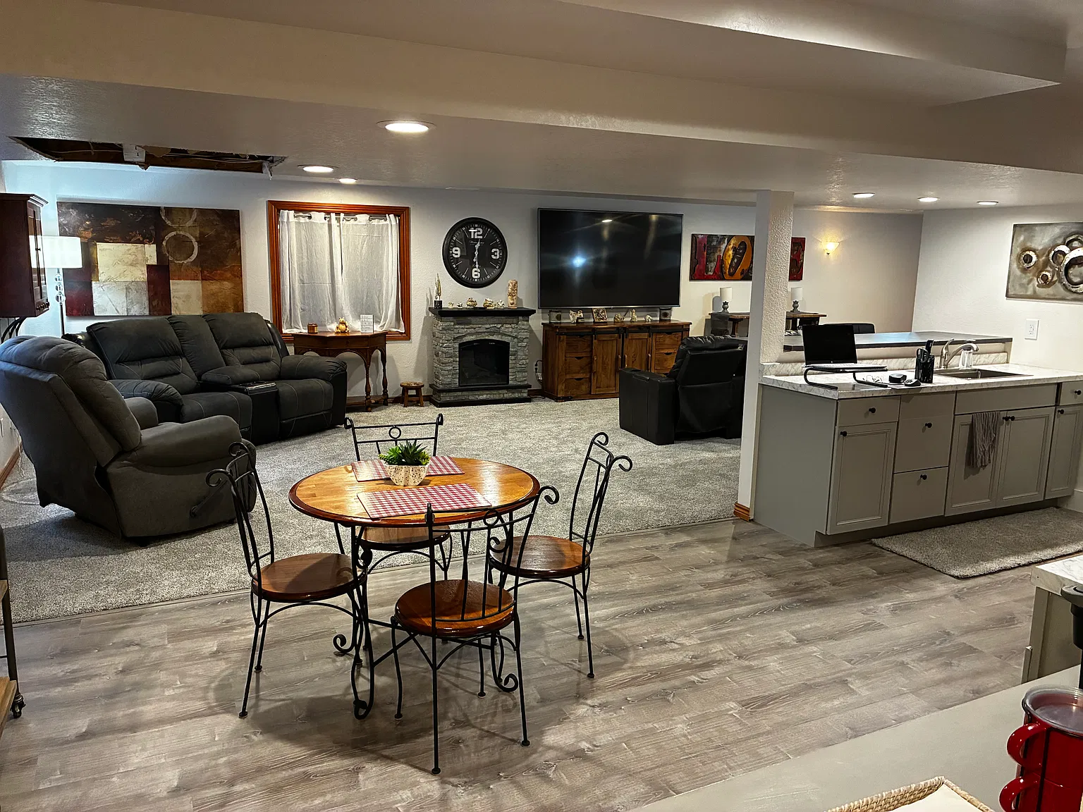 1 bed, 980 sqft, $1,600 — Photo 1