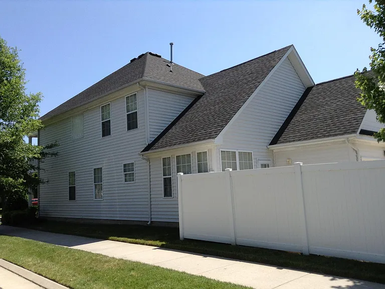 3933 Runey Dr — Photo 6