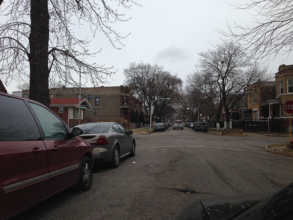 2nd image of 1031 N Lawndale Ave