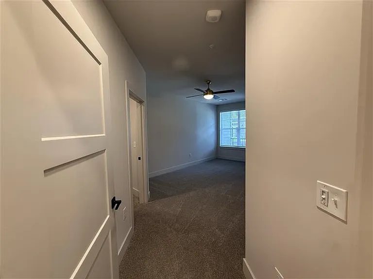District on the Etowah Apartments — Photo 627