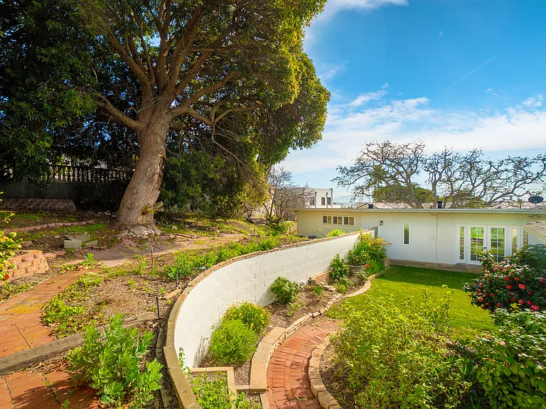 2840 Amby Pl — Photo 15