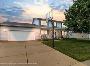 5318 Fairbanks, Lansing, MI 48917