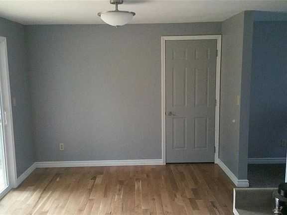 5th image of 4245 Hunting Creek Dr