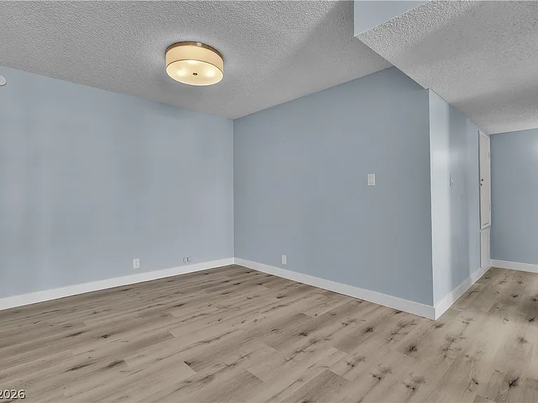 725 N Royal Crest Cir #237 — Photo 19