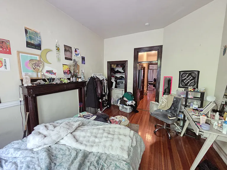 219 Harvard St #7 — Photo 12