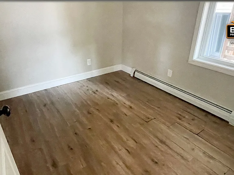46 Myrtle Ave — Photo 18