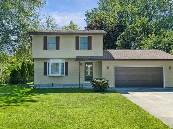 3521 Hereford Rd, Erie, PA 16510