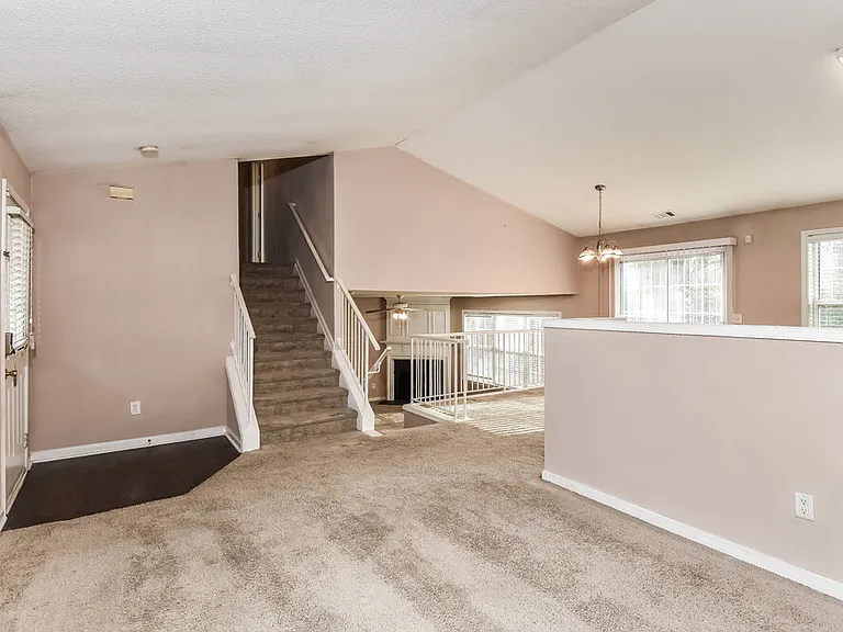 373 Bass Way NW — Photo 5