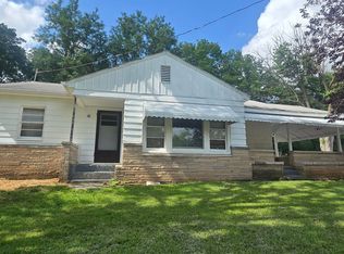 2951 E Huron St, Springfield, MO 65804