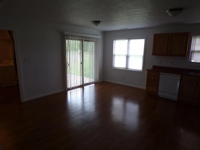 1408 Montebello Dr — Photo 10