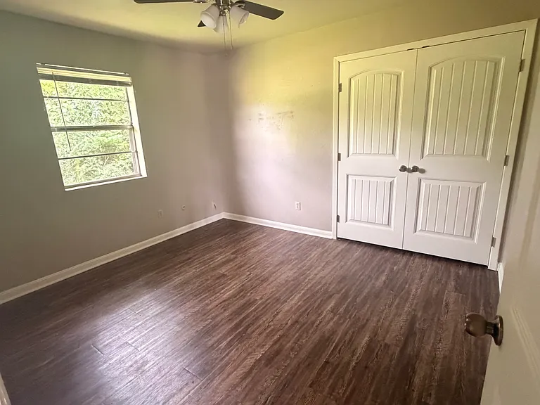 703 1/2 E Center St #1 — Photo 6