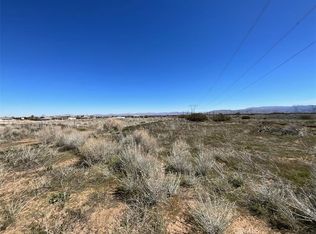 5889 May Pl, Oak Hills, CA 92344